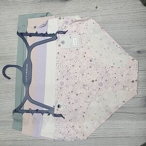 LUCKY BRAND HIPSTERS.